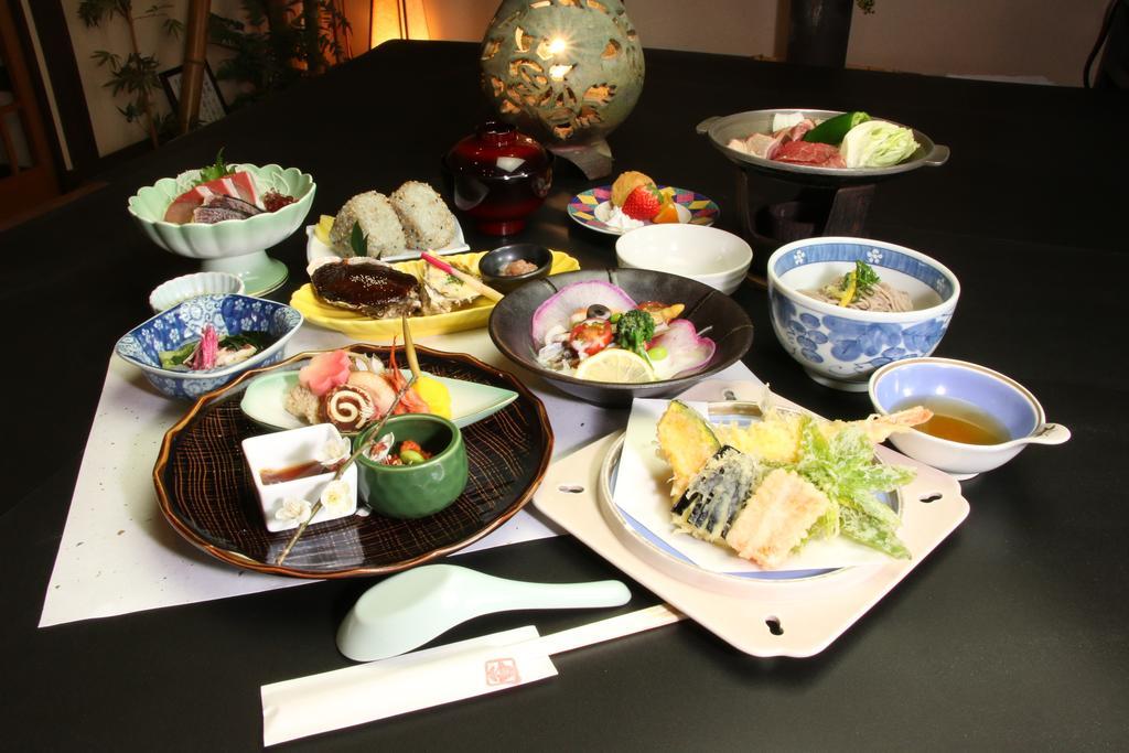 Yunomoto Onsen Hotel Miyakonojo Bagian luar foto