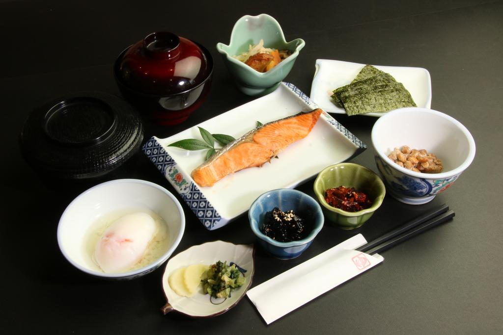 Yunomoto Onsen Hotel Miyakonojo Bagian luar foto